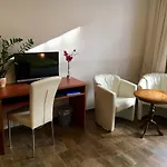 Schweizerhaus بيت ضيافة Meißen