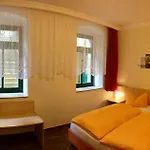 بيت ضيافة Schweizerhaus