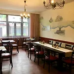 بيت ضيافة Schweizerhaus