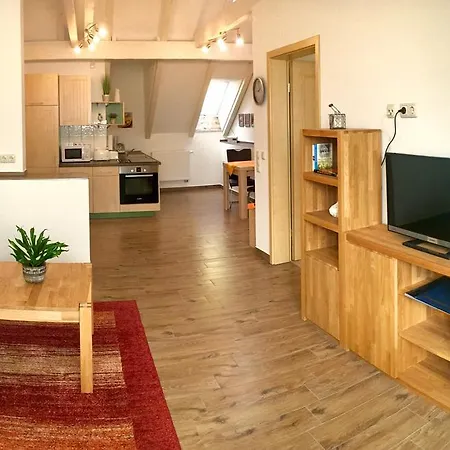 Konukevi Schweizerhaus 4*