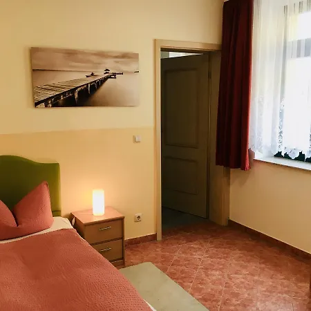 Konukevi Schweizerhaus 4*