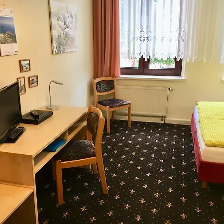 Konukevi Schweizerhaus 4*