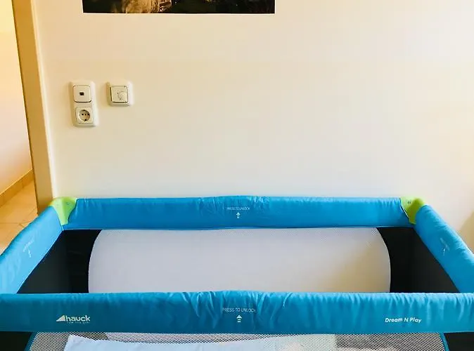 Schweizerhaus Pensión 3*