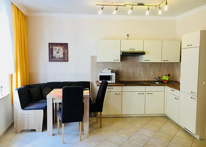 Schweizerhaus Guest house